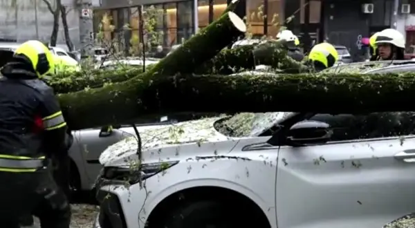 Невреме во Хрватска: Оштетени училишта и градинки, властите апелираат на претпазливост