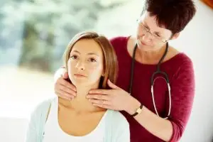 Овие четири клучни намирници се вистински сојузници за здравјето на малата но исклучително моќна штитна жлезда во вашето тело