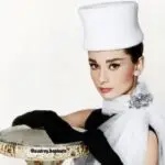 (Предлог филм за саботна вечер) Малиот црн фустан на Одри Хепберн како посебна филозофија во „Појадокот кај Тифани“?