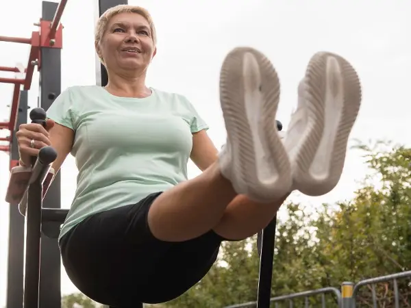 Лекарите имаат важен совет за жените - една навика значително влијае врз долговечноста