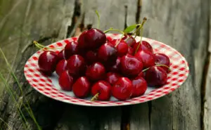 Совршен за пред вежбање – Рецепт за домашен сок од цреши што дава енергија