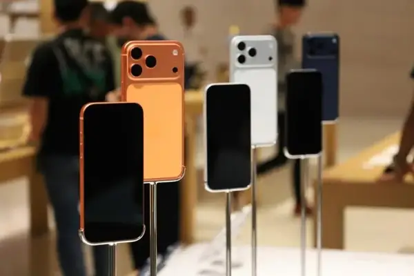 Apple влегува во „трката“: iPhone со 200MP камера како кај Samsung?