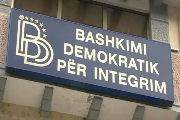 ДУИ: Не нови иницијативи, туку спроведување на Законот за јазиците