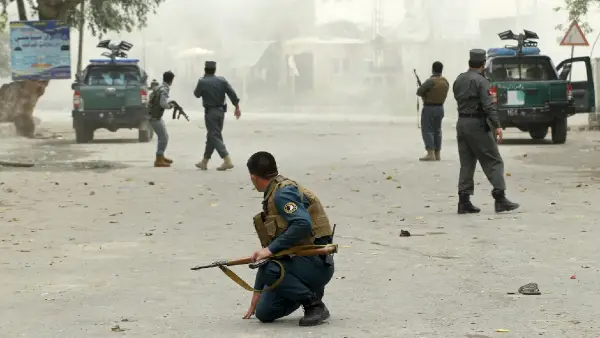 Пакистан и Авганистан разменија оган, најмалку еден убиен, 16 ранети