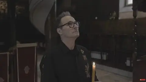 (ВИДЕО) Најпрепознатливата празнична песна со нова верзија: „На Велигден“ во ново духовно руво