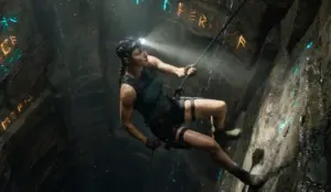 ВИДЕО | Проектот вреден повеќе од 120 милиони евра „виси на конец“ откако Софи Тарнер се повреди на сетот глумејќи ја Лара Крофт