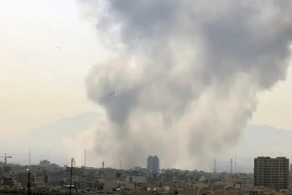 ИЗРАЕЛ И САД УНИШТИЛЕ КЛУЧНИ ЦЕЛИ ВО ИРАН Трамп рече дека ова е „голем ден“