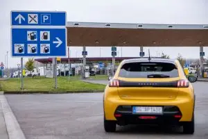 Дизелот што се троши останува по иста цена, поевтинува бензинот што се троши петпати помалку