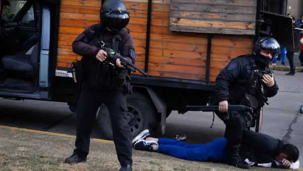 Пукање во училиште во Аргентина: ученик убиен, осум повредени