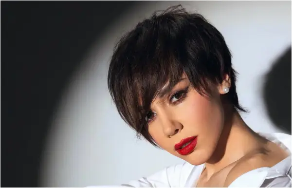 „Нова фризура, нова јас“ – Стојне Николова ги изненади фановите со драстична промена