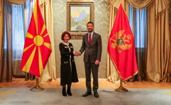 Сиљановска-Давкова го пречека Милатовиќ со највисоки почести во Вила „Водно“