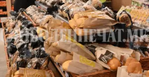 Од утре во повеќе градови поскапува лебот