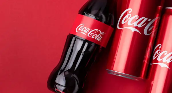 Како е можно Кока-Кола да се користи за отстранување на ‘рѓа од метал – а ние сè уште ја пиеме?