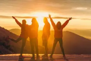 Април ќе биде нивен месец – два хороскопски знака ги очекува невидена среќа