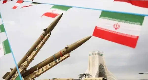 Иран го изврши досега најголемиот ракетен напад врз Израел