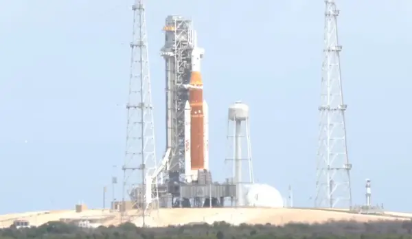 НАСА го лансираше „Артемис II“, првиот лет со екипаж на Месечината по повеќе од 50 години