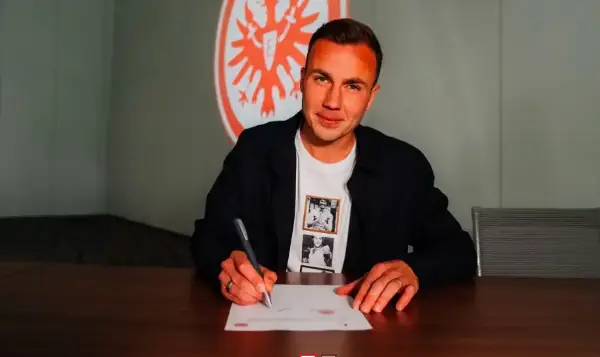 Геце потпиша нов договор со Ајнтрахт