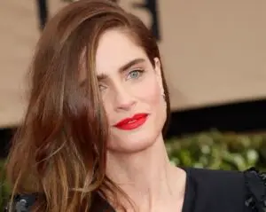 ВИДЕО | Аманда Пит за борбата со ракот на дојка: „Најдобриот совет што би го дала е да уживате додека сè уште сме тука“