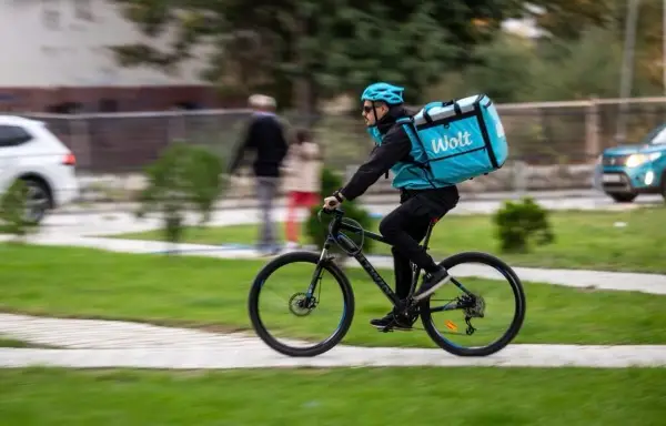Wolt слави една година во Скопјe, поддржувајќи ја секојдневната удобност и растот на локалните бизниси