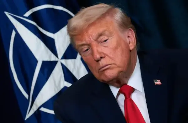 Трамп размислува за повлекување на САД од НАТО