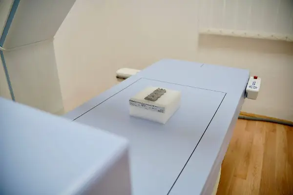 Најсовремен апарат дексаскен за дијагностика и следење на остеопороза доби Мајчин дом во скопски Аеродром