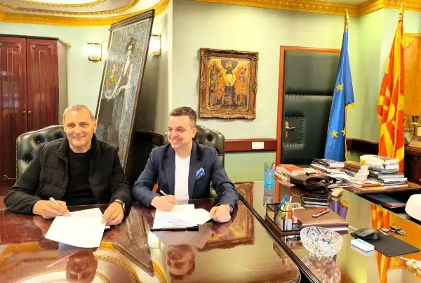 Претставите „Варвари“ и „Мој термин“ ќе гостуваат во Словенија – потпишан договор за соработка меѓу МНТ и СНГ Марибор