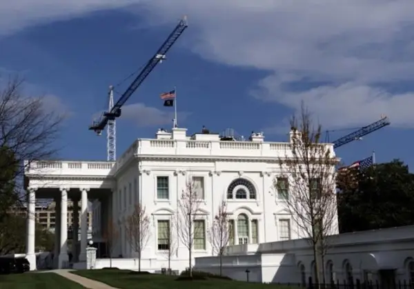 Националната комисија ги одобри интервенциите на Трамп во проектот за балската сала на Белата куќа