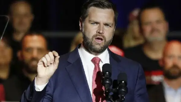 Американскиот потпретседател Џ. Д. Венс ќе се сретне со Орбан пред изборите во Унгарија