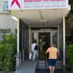 Вештакот од Србија за „Онкологија“: Сегашните стандарди во онкологијата бараат редовно следење на пациентите, што често недостига во доставената документација