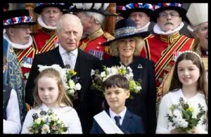 Неочекуван потег од кралското семејство: Кралот Чарлс и кралицата Камила го заземаат местото на Кејт Мидлтон и принцот Вилијам за Велигден