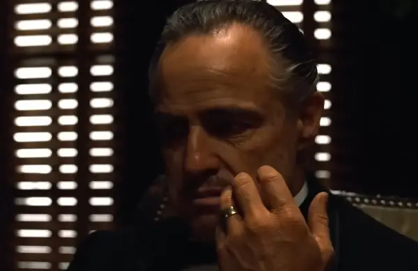 Три филма што според критичарите го надминуваат „Кум“