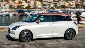 Сузуки со посебна изведба од Свифт во чест на цутот на црешите