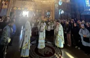 Прослава на Цветници во Гостивар: Господ да ни дава сила секогаш да имаме цврста вера!