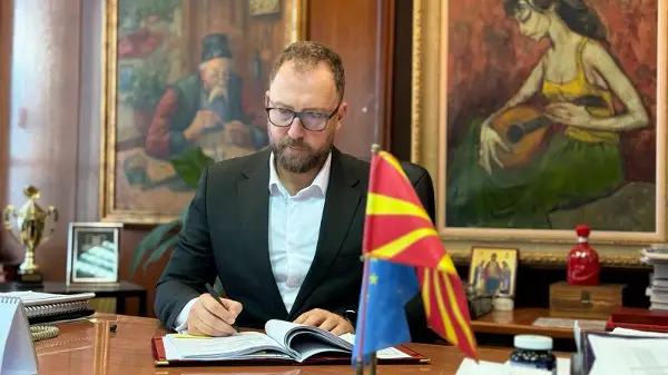 Љутков се љути: Синдикатот пласирал неточни информации за да му наштети