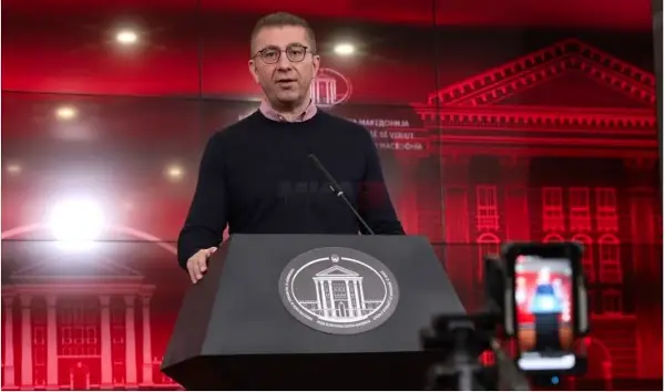 Намалени акцизите за горивата, ДДВ од 10 отсто ќе продолжи до крајот на кризната состојба