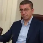 Да бидат спокојни сите институти што генерираат квалитет, но нема толеранција за институти во обложувалници и сакатење на високото образование, порача Мицкоски