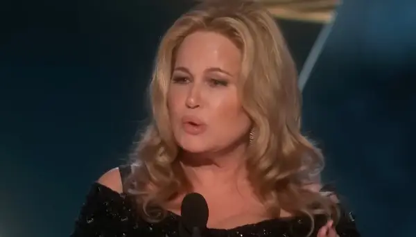 Џенифер Кулиџ откри: Живеев со колега од „Американска пита“, но немавме врска