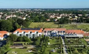 Сакате да ви врне додека сте на одмор? Француски хотел нуди попуст од едно евро за секој милиметар дожд што ќе падне