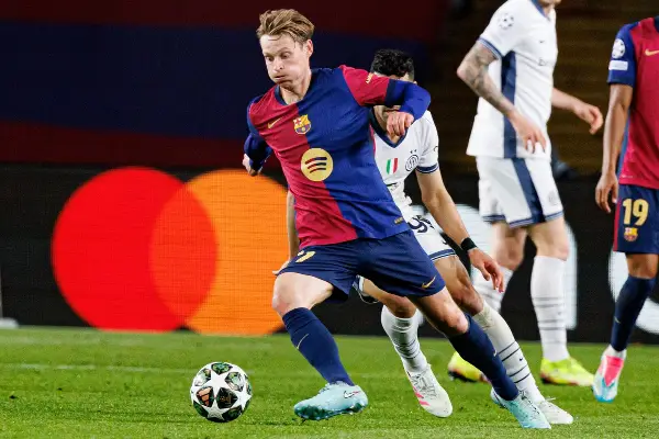 ПСЖ понудиле 55 милиони евра за Де Јонг