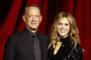 ФОТО | Сопругата на Том Хенкс честиташе Цветници и почеток на Страсната седмица – актерот премина во православна вера поради неа