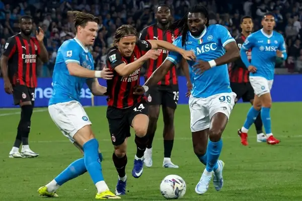 Наполи го победи Милан и се искачи на втората позиција на табелата во Серија А