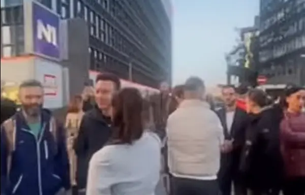 ВИДЕО | Отстранет уредникот и директор на Н1 Србија – вработените излегоа на протест