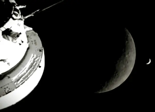 ОТКАКО ПОСТАВИ НОВ РЕКОРД ЗА ЧОВЕШТВОТО, екипажот на „Артемис 2“ ја документира далечната страна на Месечината, именуваше кратери и се враќа кон Земјата