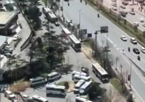 Престрелка пред израелскиот конзулат во Истанбул, убиени двајца напаѓачи