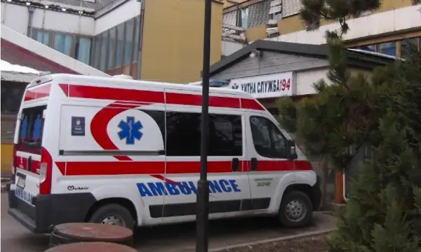 Кран со 350 тони метална конструкција падна во Белград, има загинати