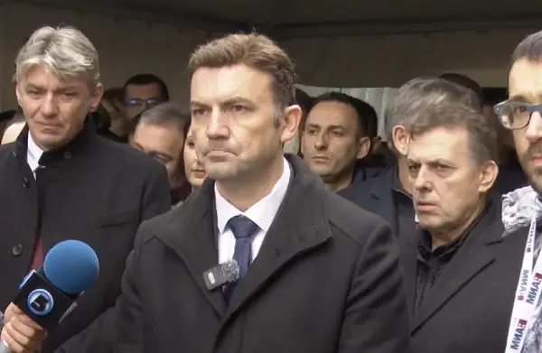 Османи до странците: Студентските протести не се партиски