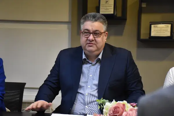 Работна средба Мичнев - Скот Хејзлет, акцент ставен на активности за отворена, транспарентна и отчетна власт