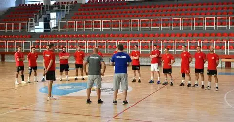 Радовиш се раздели со тренерот и капитенот бидејќи формирале клуб нов клуб во градот