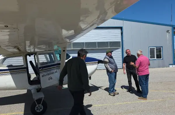 Ангелов бара пилоти на „ер трактори“ пред сезоната на пожари