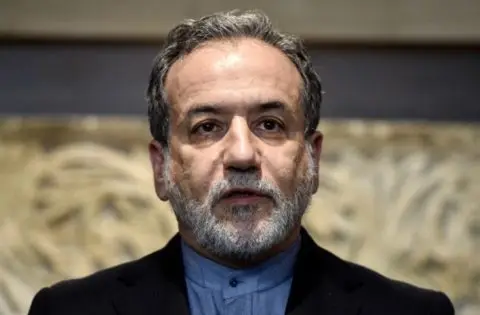 Арагчи: САД треба да изберат дали сакаат прекин на огнот или продолжување на војната преку Израел